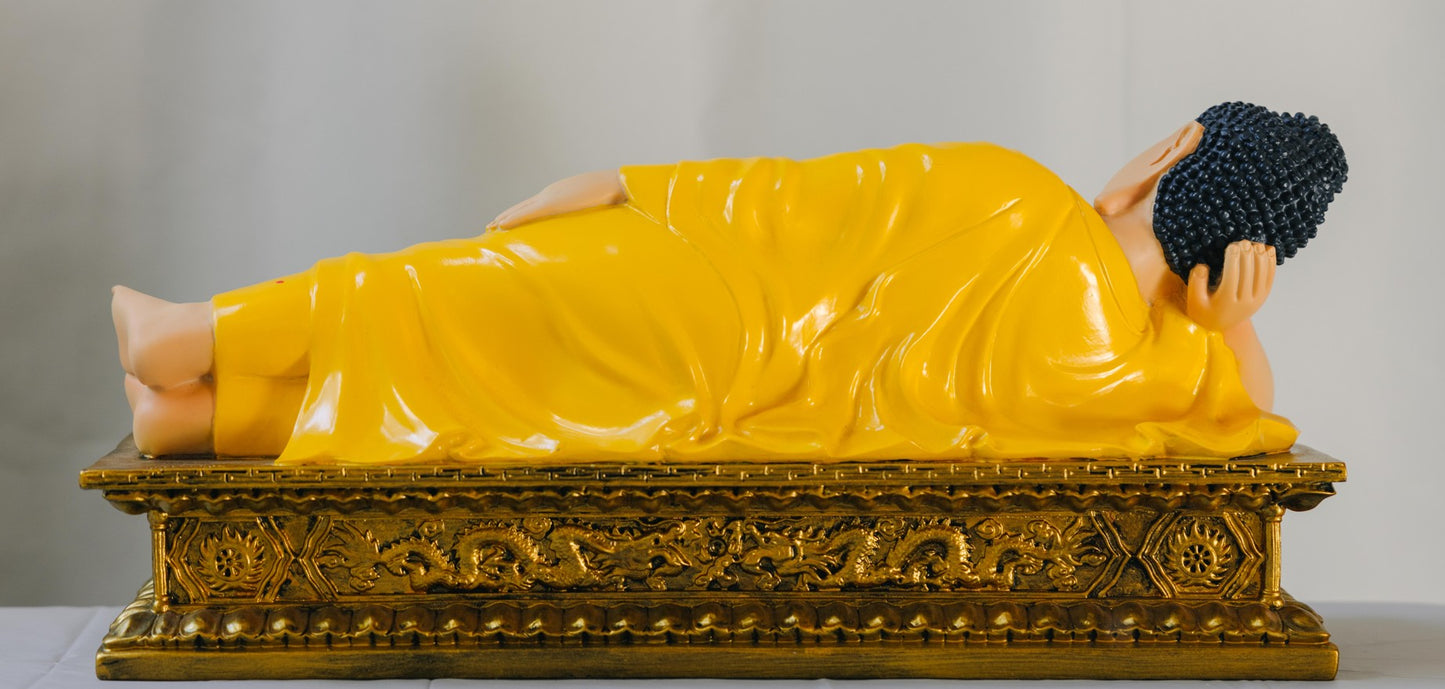 Nirvana Buddha Statue