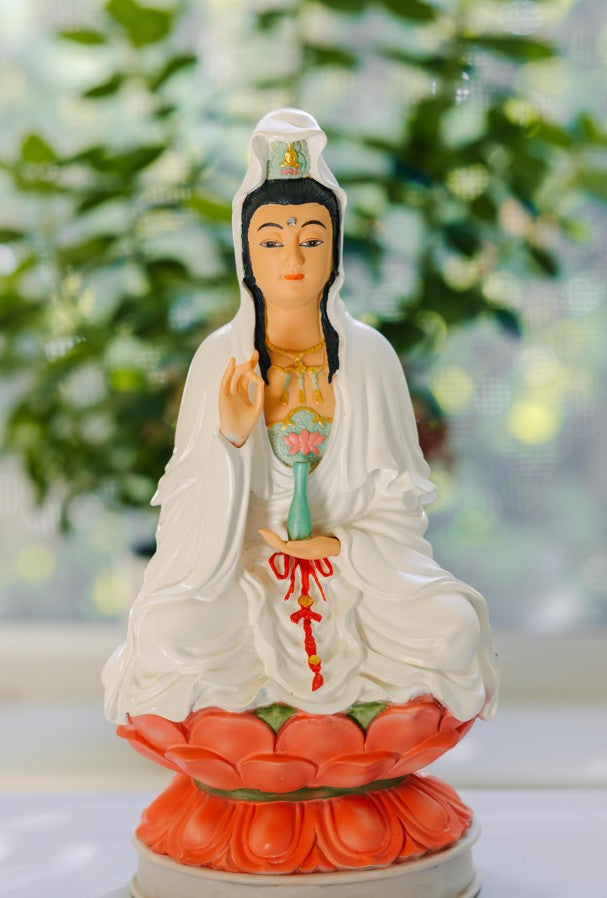 Guanyin Bodhisattva Statue