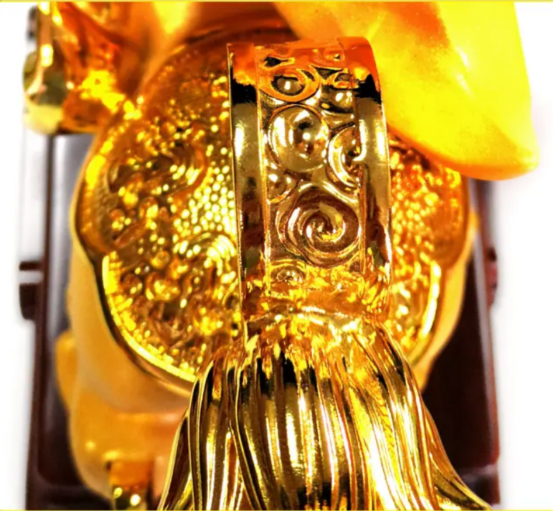Golden Pixiu Wealth Guardian Statue