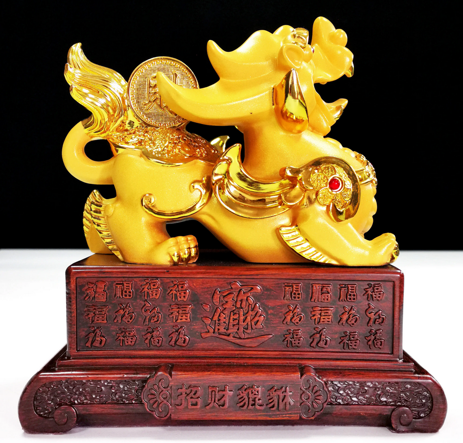 Golden Pixiu Wealth Guardian Statue