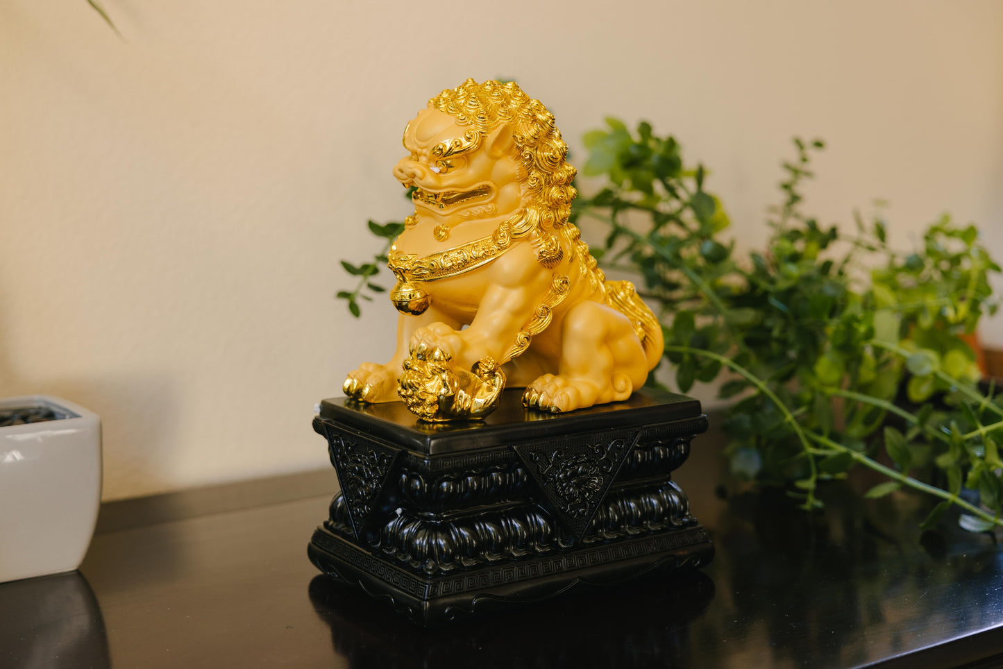 Golden Guardian Resin Lion Statues