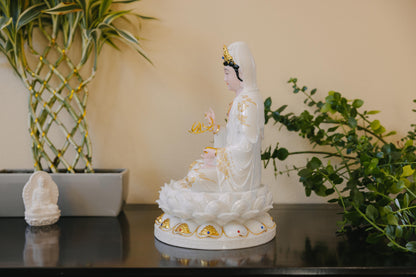 Guanyin Bodhisattva Statue