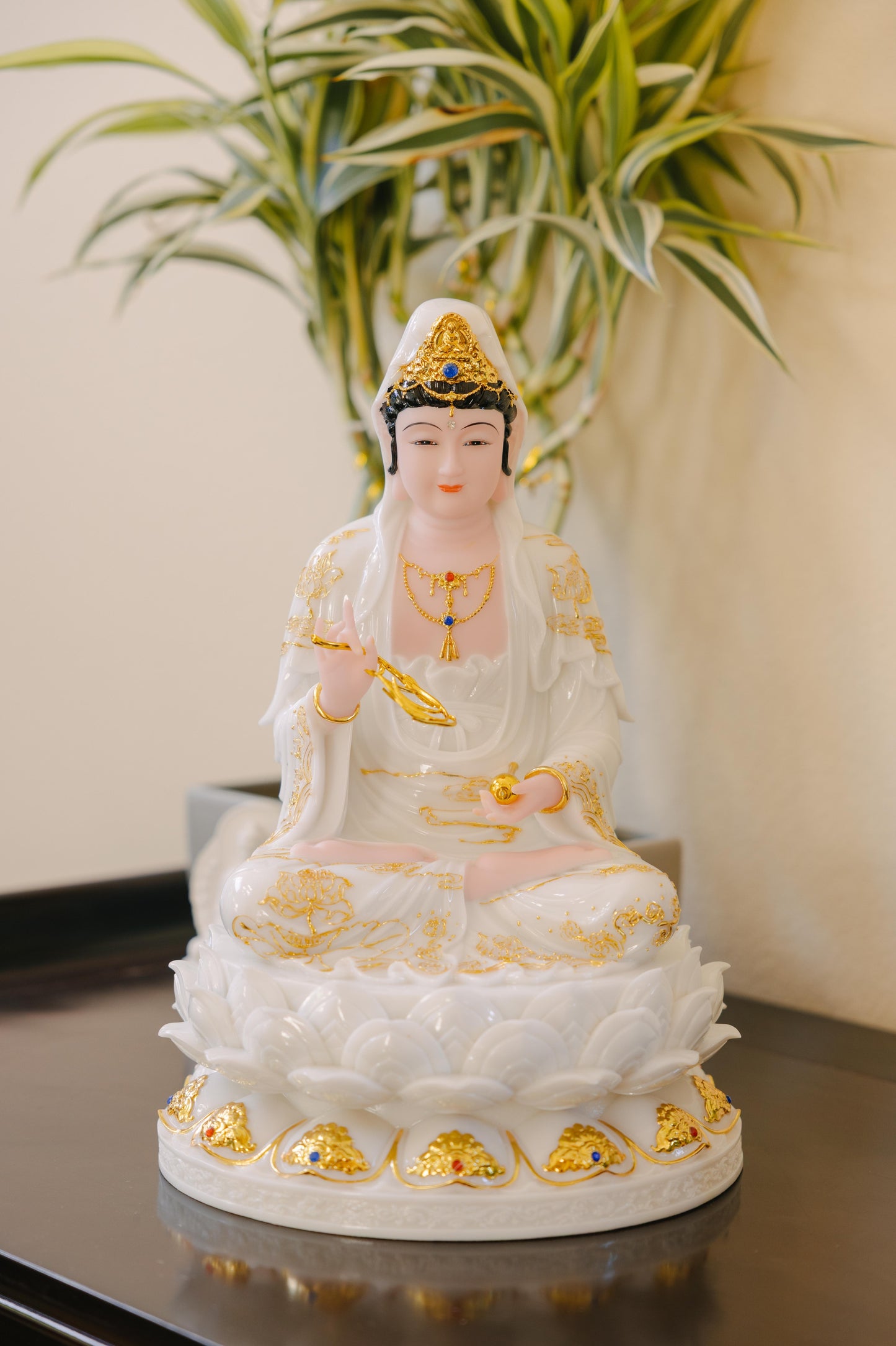 Guanyin Bodhisattva Statue