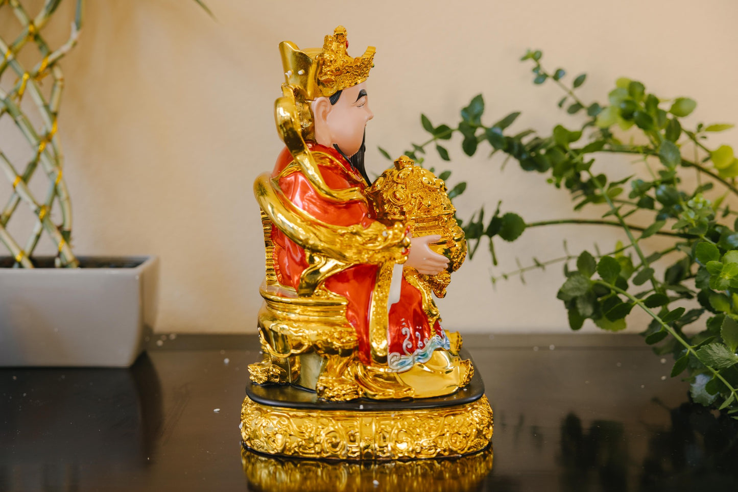 God of Wealth Buddha Statue