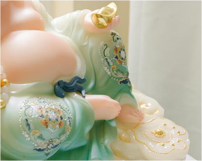 Laughing Buddha Statue