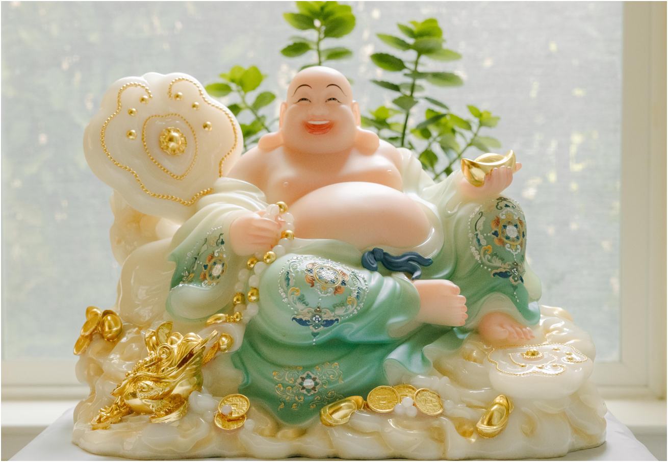 Laughing Buddha Statue